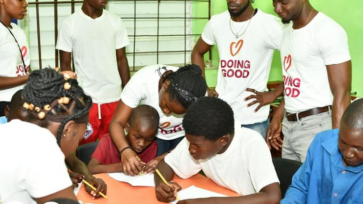 משתתפים בפרויקטים התנדבותיים בהאיטי סביב בריאות, סיוע לאוכלוסיות מוחלשות והעצמת נשים (קרדיט: באדיבות עמותת ״רוח טובה״ מקבוצת אריסון) משתתפים בפרויקטים בתחומי בריאות, סיוע לאוכלוסיות מוחלשות והעצמת נשים.האיטי