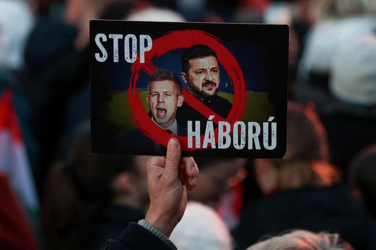 בחירות הונגריה עצרת סיכום של אורבן ב11 באפריל ב בודפשט