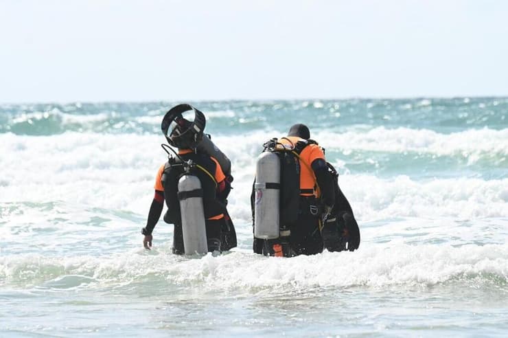 חיפושים אחרי הנער הנעדר בחוף צאנז בנתניה