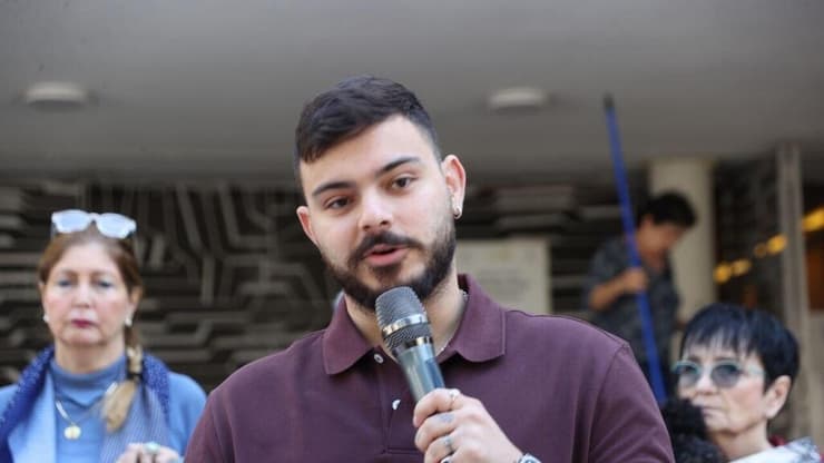 עומר ונקרט במסיבת עיתונאים של "מועצת אוקטובר"  השקת "יום השיכחון"