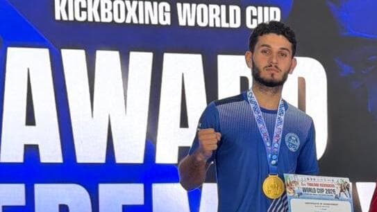 לוחם הקיקבוקס יוסף אייבזלי