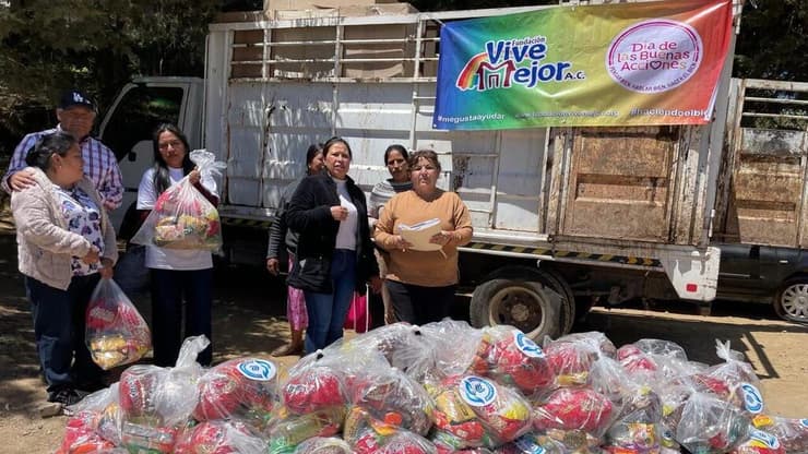 מקסיקו - עזרה בחבילות עם ציוד חיוני לבתים ולמשפחות בכפרים מרוחקים (קרדיט: באדיבות עמותת ״רוח טובה״ מקבוצת אריסון) מקסיקו - עזרה בחבילות עם ציוד חיוני לבתים ולמשפחות בכפרים מרוחקים