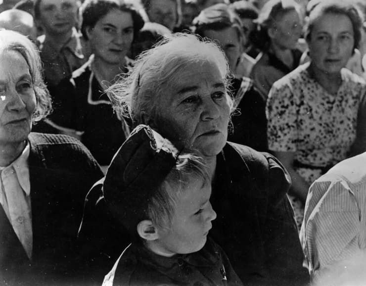 פליטים מפולין שהגיעו לאיראן, 1945 בקירוב