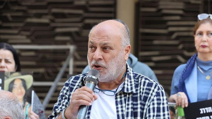 יורם יהודאי במסיבת עיתונאים של "מועצת אוקטובר"  השקת "יום השיכחון"