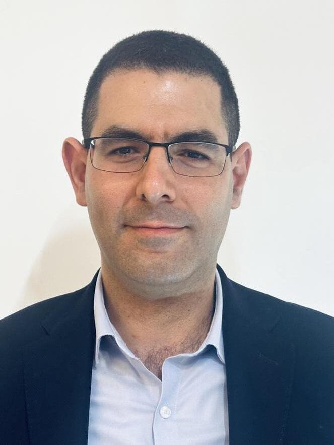 ד"ר עפיף נח'לה