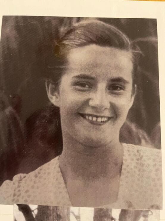 תמונה מקורית של אירן (יהודית) רימשטיין ז"ל