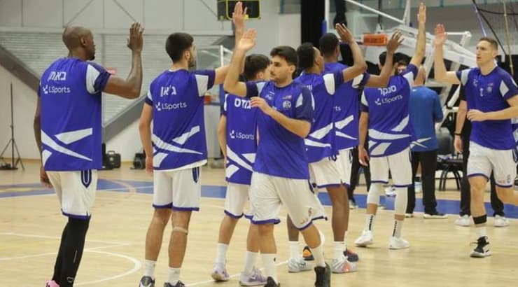 שחקני הפועל אילת