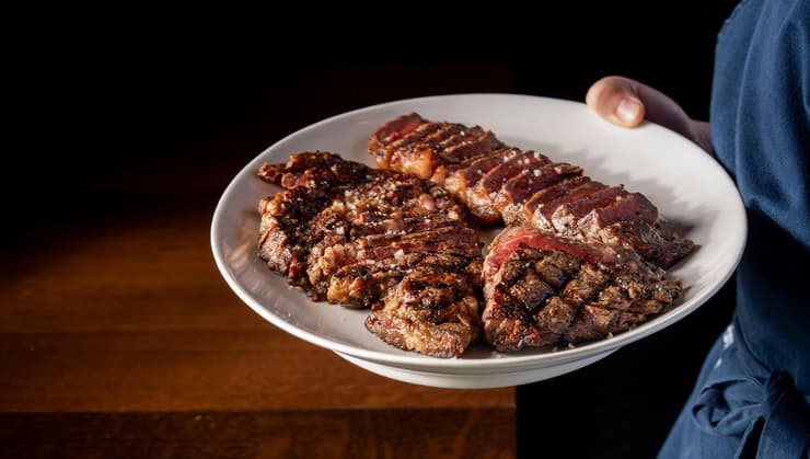 מקום של בשר