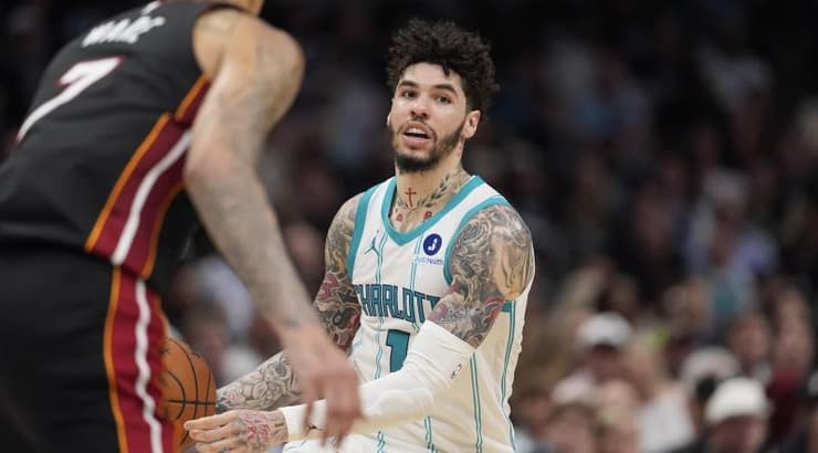 לאמלו בול (רויטרס) לאמלו בול