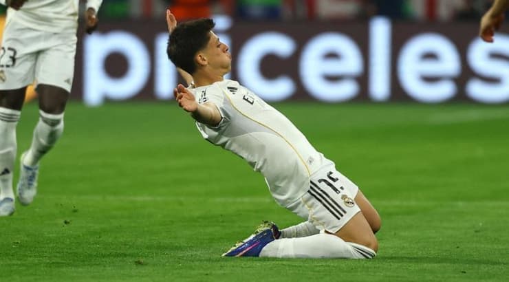 ארדה גולר בטירוף (רויטרס) ארדה גולר בטירוף