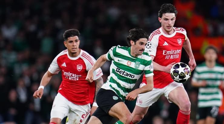 דקלן רייס בעקבותיו של פרנסיסקו טרינקאו