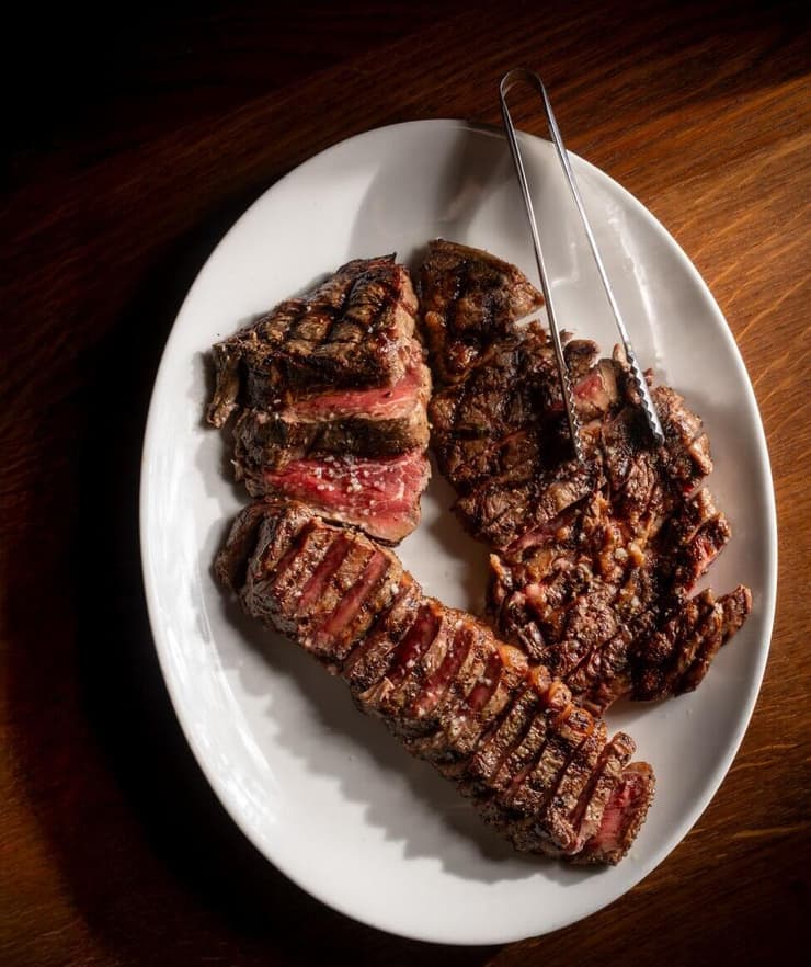 מקום של בשר