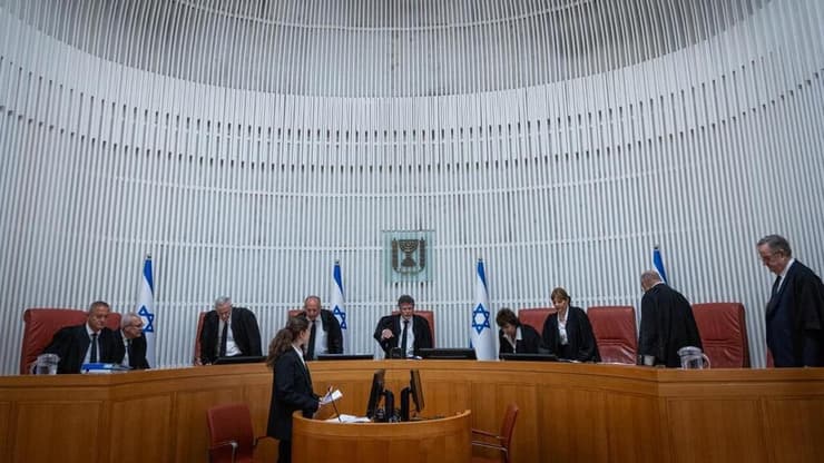 השר ניסה להתערב, בג"ץ דן בהדחתו (צילום: יונתן זינדל/ פלאש 90) דיון בעתירות להדחתו של איתמר בן גביר