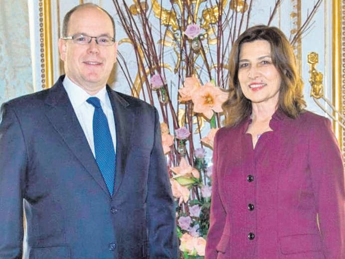 עליזה בן נון בפגישה עם אלבר השני, נסיך מונקו, בתפקידה כשגרירה