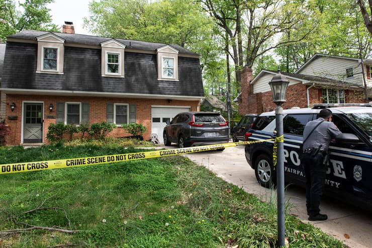 ארה"ב וירג'יניה סגן המושל לשעבר ג'סטין פיירפקס רצח את אשתו ו התאבד הבית שלהם