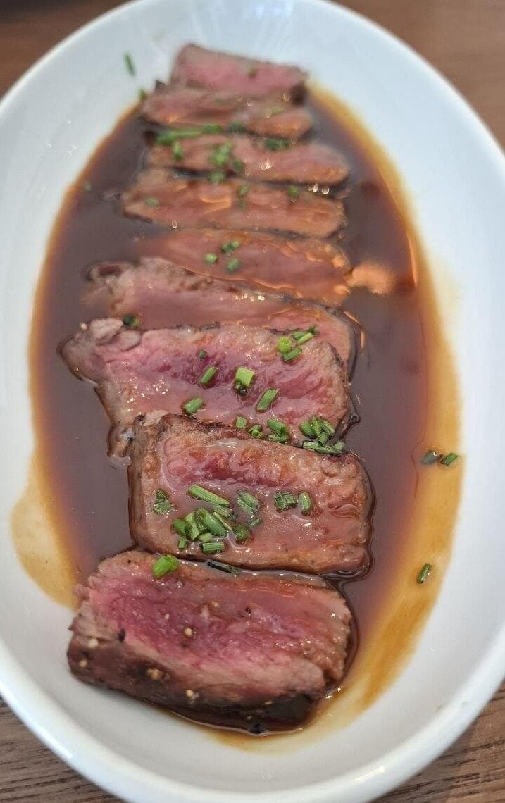 דיינר מקום של בשר 