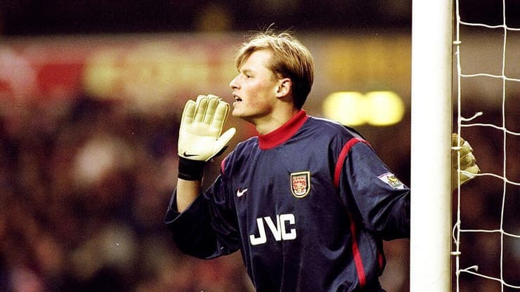 מאנינגר בימין בארסנל (צילום: Alex Livesey /Allsport) מאנינגר