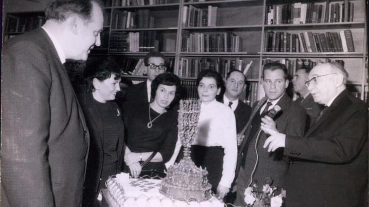 עוגה של הקונדיטור יעקב ליפשיץ