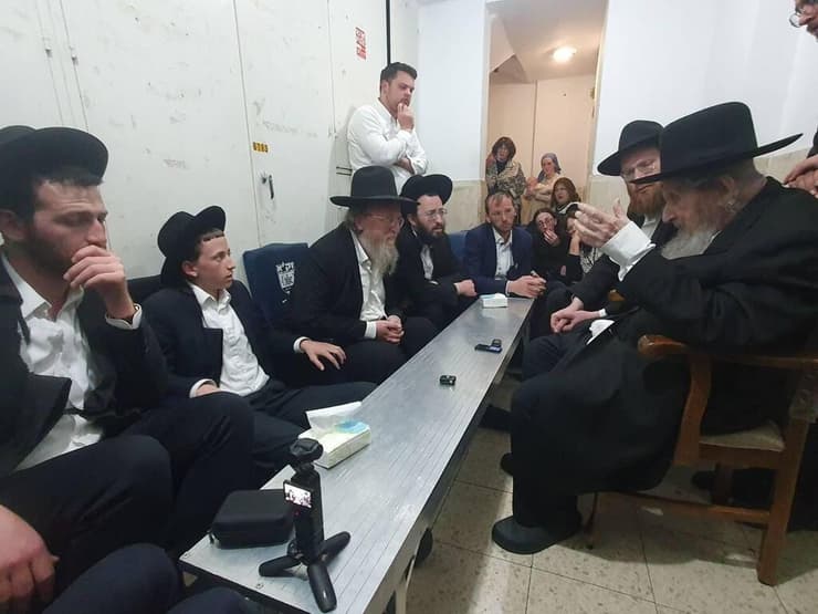 הרב דוב לנדו בניחום אבלים