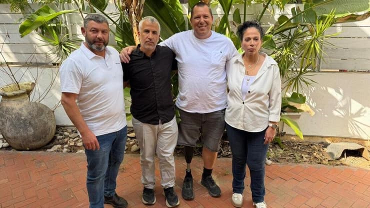 יוזמי פרויקט "ניצחון בסלון": סיגל קראוניק, אבידע בכר, אלחנן קלמנזון ועופר וינטר