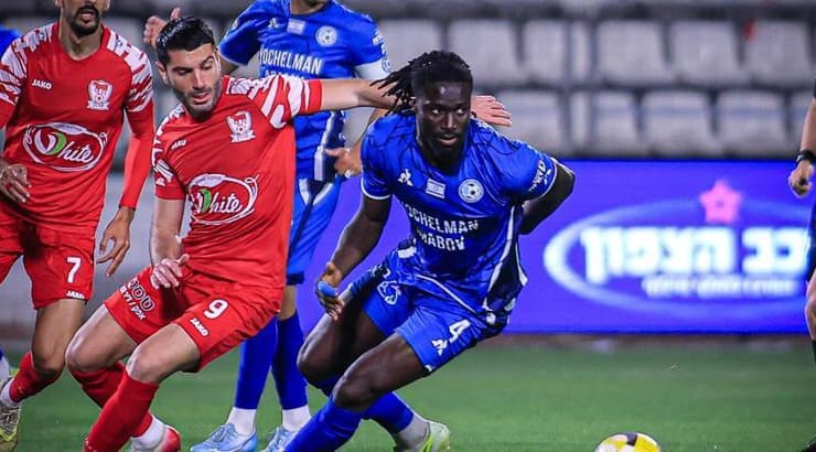 סמביניה מסתובב על מריניאן