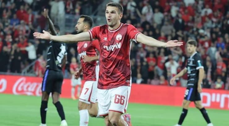 איגור זלאטנוביץ' לא מבין על מה השער נפסל