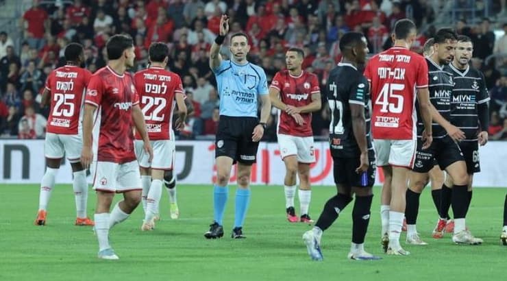 אביעד שילוח מסמן על קרן