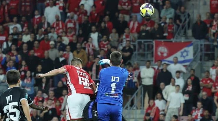 איגור זלאטנוביץ' מקדים את עומר כץ