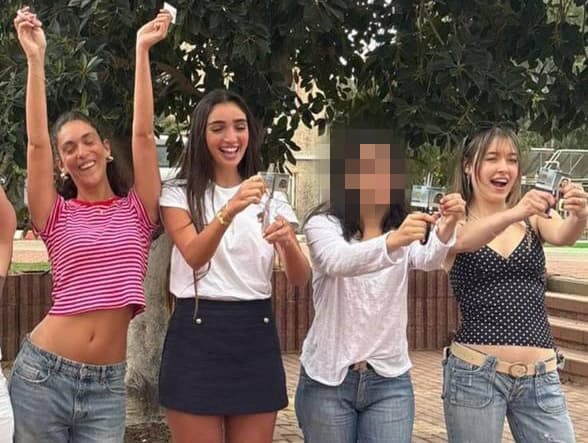 חיילות נשפטו על לבוש לא הולם