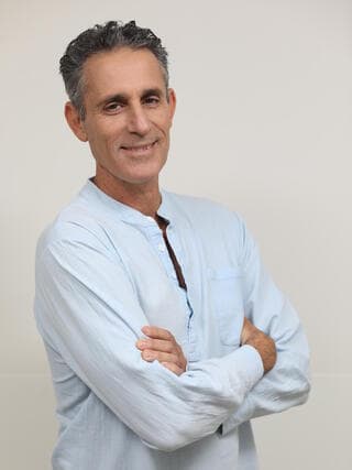 שאולי הרציק פז צלם אנטון פילין