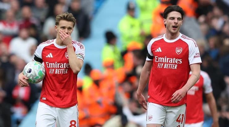 דקלאן רייס ומרטין אודגור מאוכזבים. יצליחו להגיב?