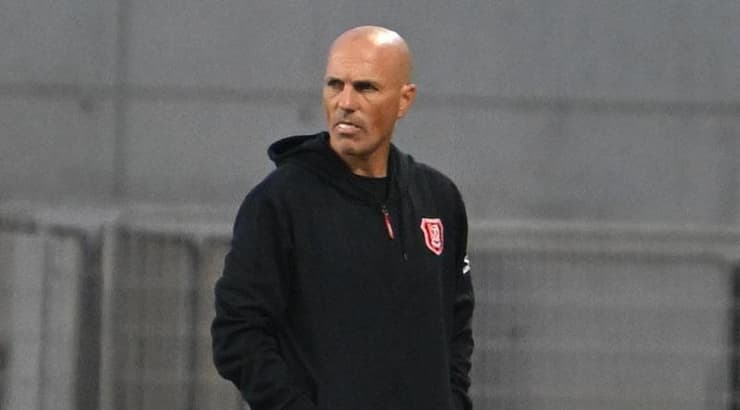 זיו אריה, חייב ניצחון