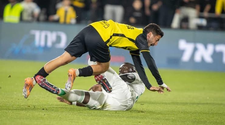 זיו בן שימול מוכשל