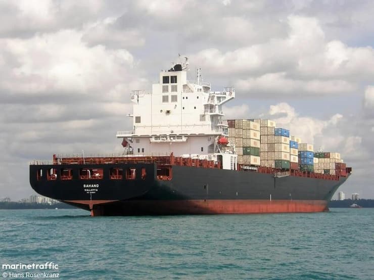 ספינה ספינת מטען איראן איראנית TOUSKA ארה"ב עצרה השתלטה השתלטות מארינס