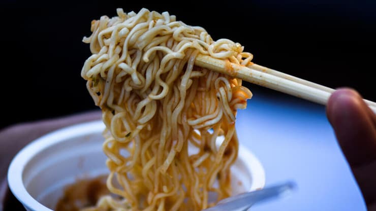 נודלס בתאילנד