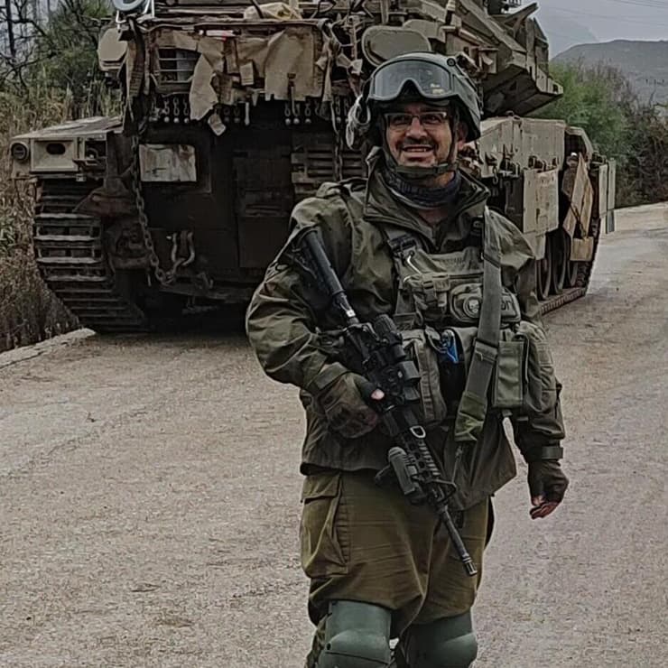 ד"ר גילעד חן מבית החולים העמק בשירות המילואים