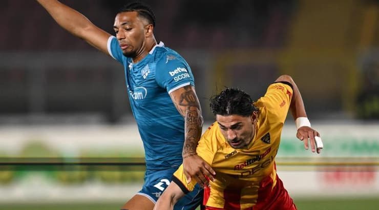 סנטיאגו פיירוטי בפעולה