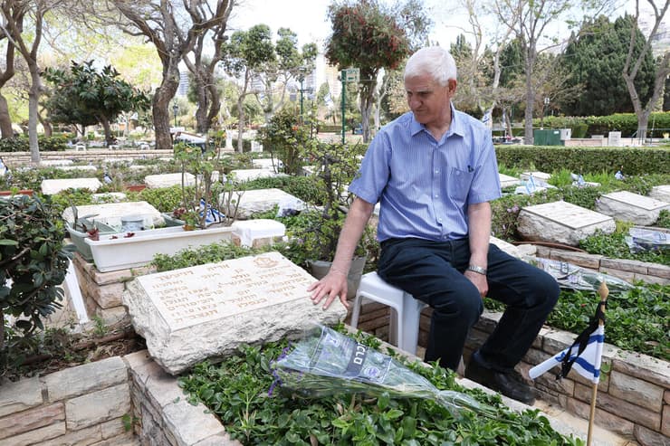 חנייה אלקסלסי, חבר של אריה דויטש שנהרג במלחמת יום כיפור