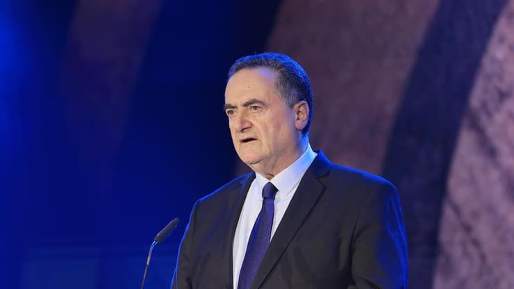 שר הביטחון כ"ץ. "צריך לשלול את דרגותיה ולכלוא אותה למשך שנים רבות" (צילום: יונתן חנוכה) אירוע הזיכרון הלאומי 'שירים לזכרם' בכנסת