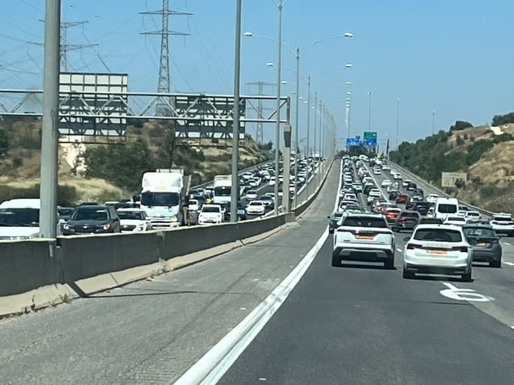 פקקים בכביש 6 באזור הדרום