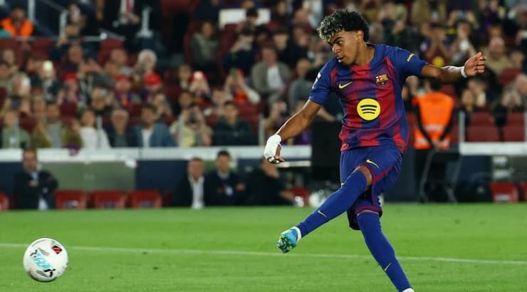 לאמין ימאל כובש