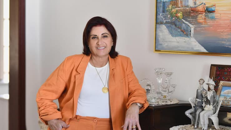 רוז'ט חינאווי