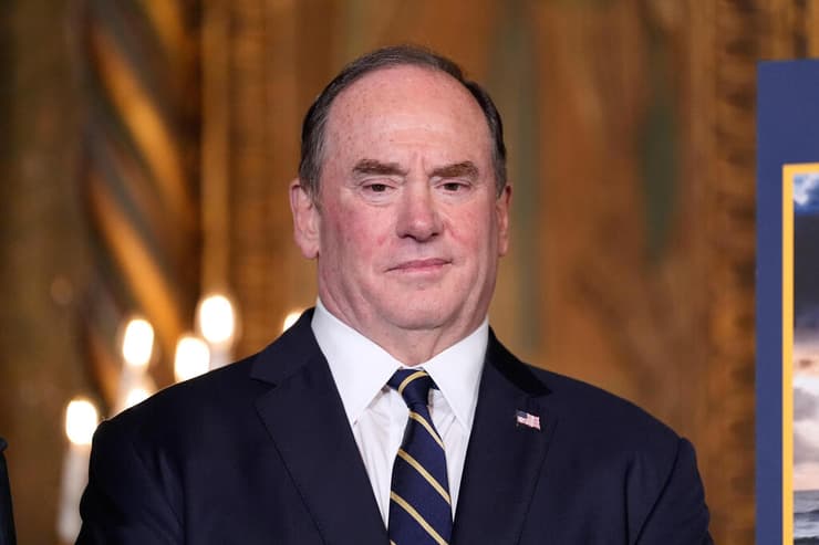 מזכיר הצי האמריקני ג'ון פלן