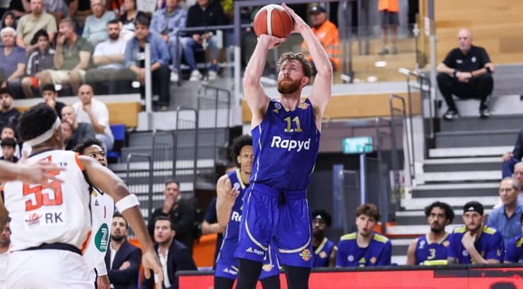 וויל ריימן זורק