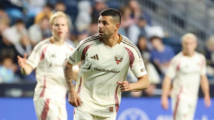 שחקן די.סי יונייטד תאי בריבו