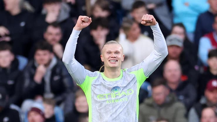 שחקן מנצ'סטר סיטי ארלינג הולאנד