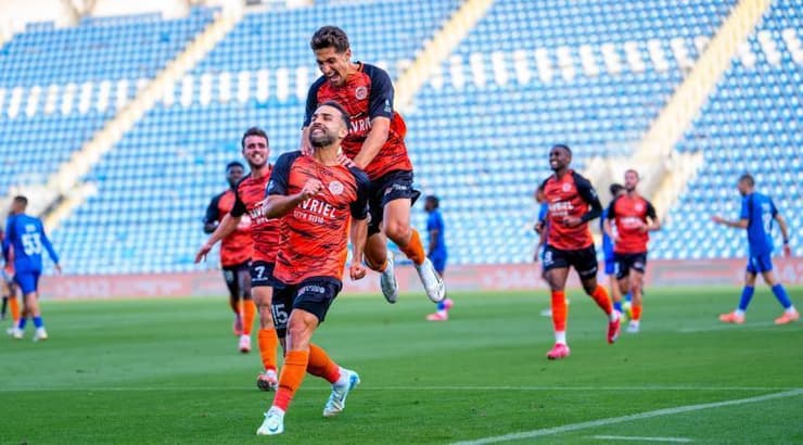 רם לוי מאושר