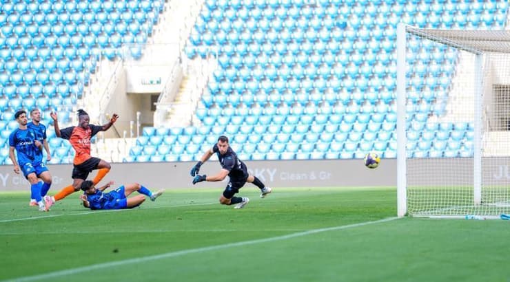 עבאס סמארי כובש