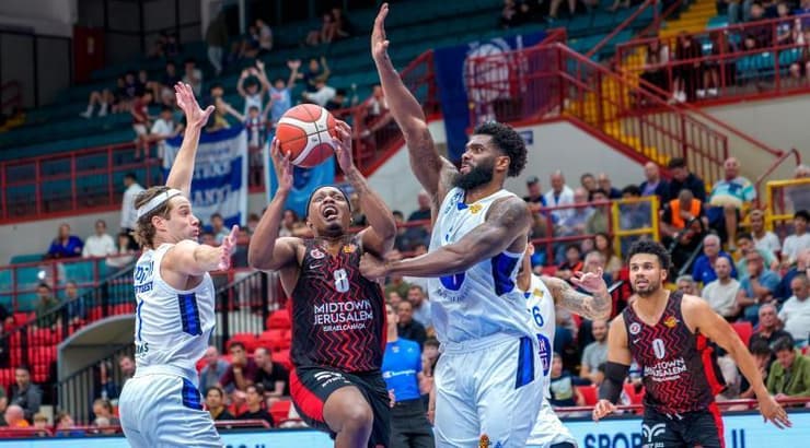 קשיוס ווינסטון