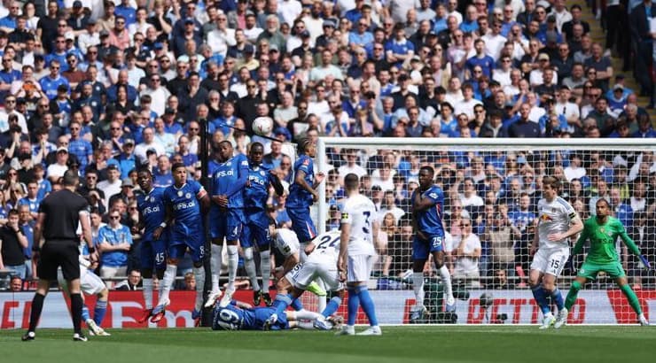 הבעיטה החופשית של או תנאקה